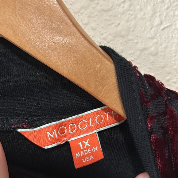 MODCLOTH Dress Very Visionary Mock Neck Velvet Velour Dress 1X - Picture 10 of 10